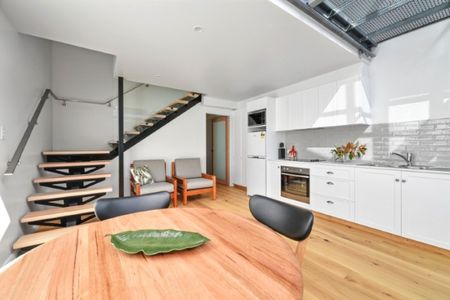 Fully Furnished and Close to the Hospital - Photo 3