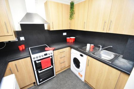 5 bedroom house to rent - Photo 4