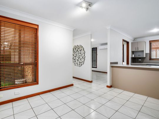 9 Callisto Drive, Cranebrook - Photo 1