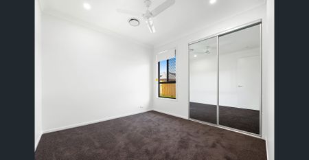 Beautiful 4 Bedroom Family Home - Photo 5