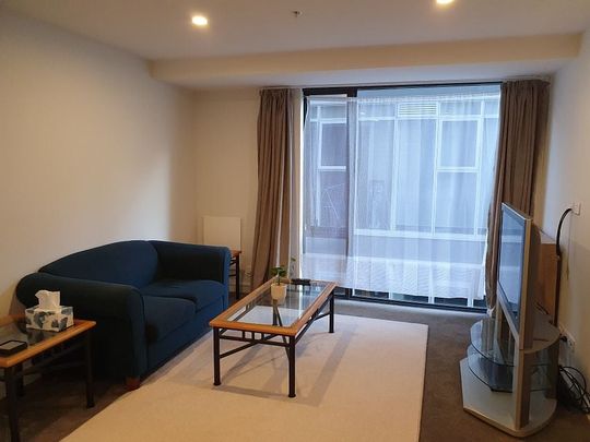Quiet Fully Furnished Apt - Photo 1