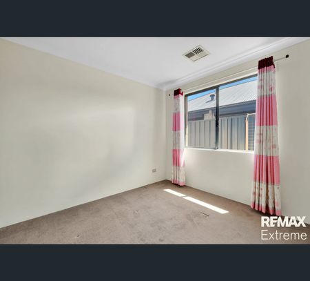 15 Govan Road, Canning Vale, WA 6155 - Photo 3