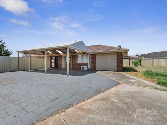 3 BEDROOM HOME - Photo 1