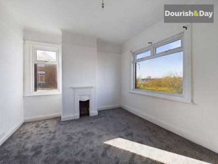 2 bedroom end of terrace house to rent - Photo 2