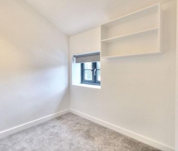 2 bedroom cottage to rent - Photo 2