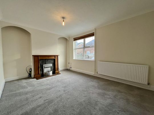 2 bedroom semi-detached house to rent - Photo 1