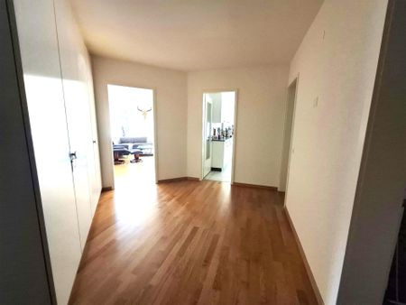 Helle 5.5 Zimmer-Wohnung in familienfreundlichen Wohnquartier - Foto 5