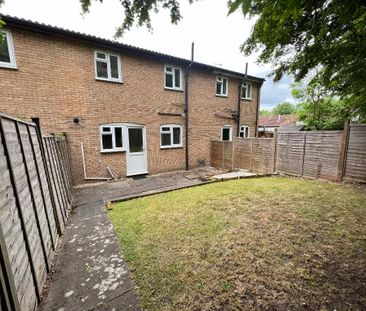 2 bedroom terraced house to rent - Photo 5