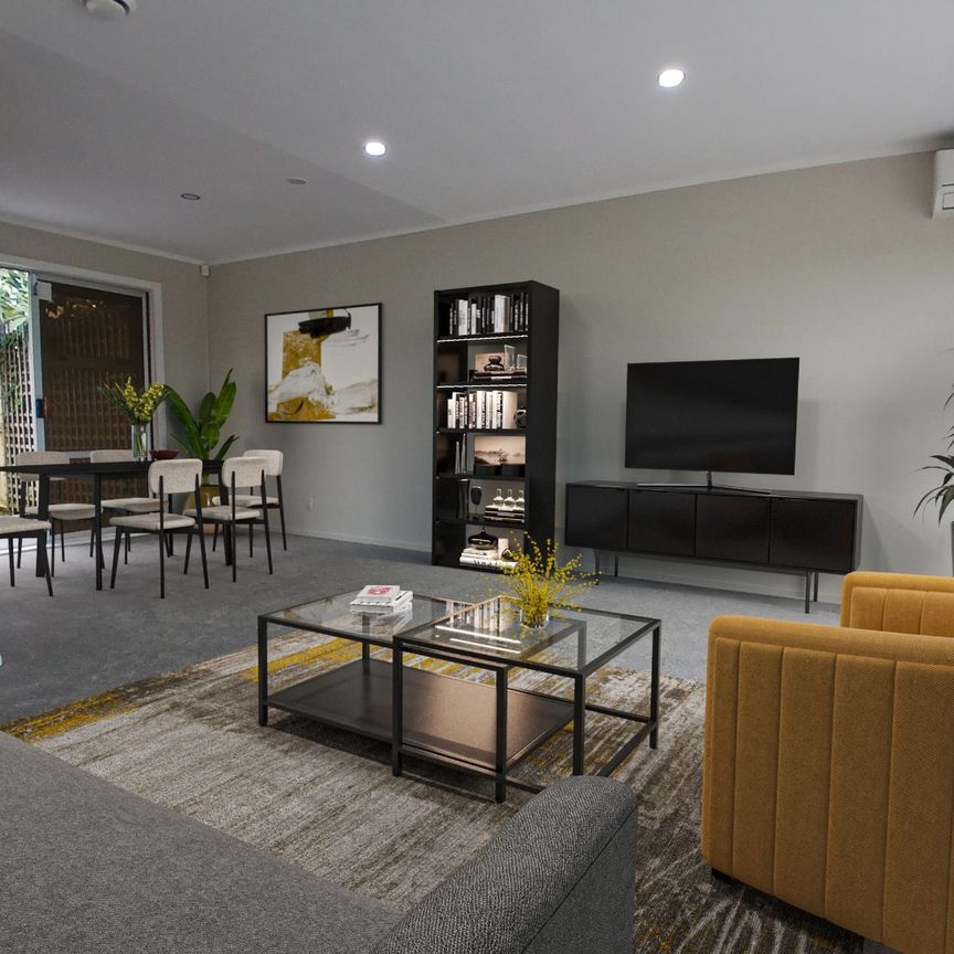 Recently renovated three bedroom home! - Photo 1