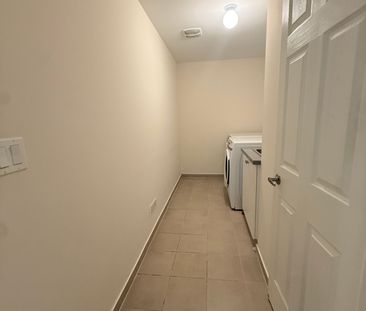For Lease - 237 Danny Wheeler Boulevard, Georgina, Ontario - Photo 1