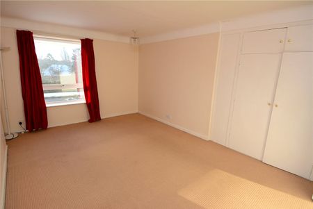Bidston Court, CH43 7PA, Prenton - Photo 4