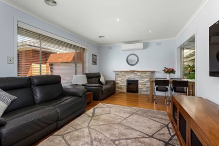 3 Kaye Court, Coburg VIC 3058 - Photo 3