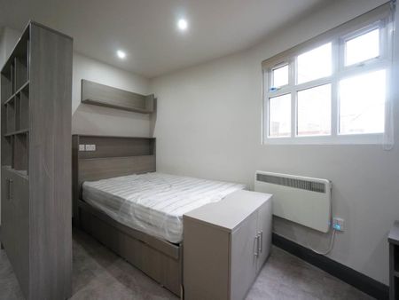 Studio 104, 259 High Street - Photo 3