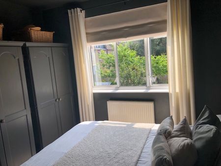 3 Bed Terraced House, Seely Road, SW17 - Photo 5