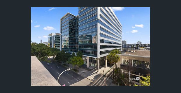 Fresh, Stylish and Fully Furnished Living in the Heart of Fortitude Valley - Photo 1