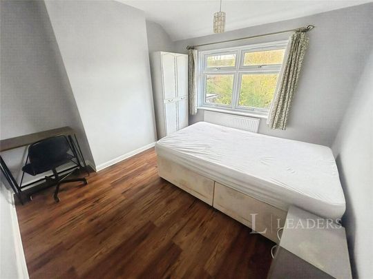 4 bedroom house to rent - Photo 1