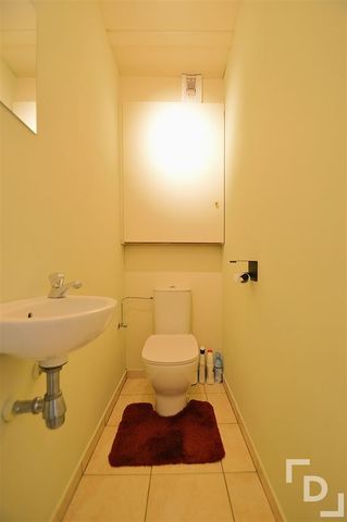 Dakappartement met terras te huur op centrale locatie in Ieper - Photo 5