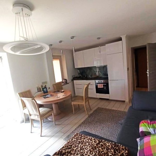 Stare Miasto, 2 pokoje, duży balkon. Polecam. - Photo 1