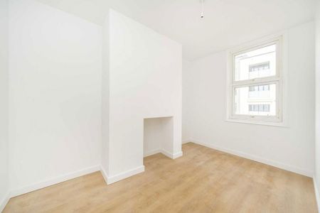 4 bedroom house to rent - Photo 3