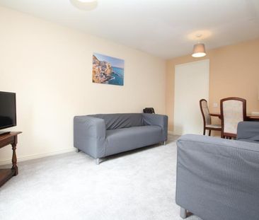 4 bedroom terraced house to rent - Photo 2