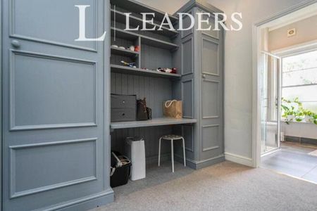 3 bedroom house to rent Hales Road, GL52 - Photo 5