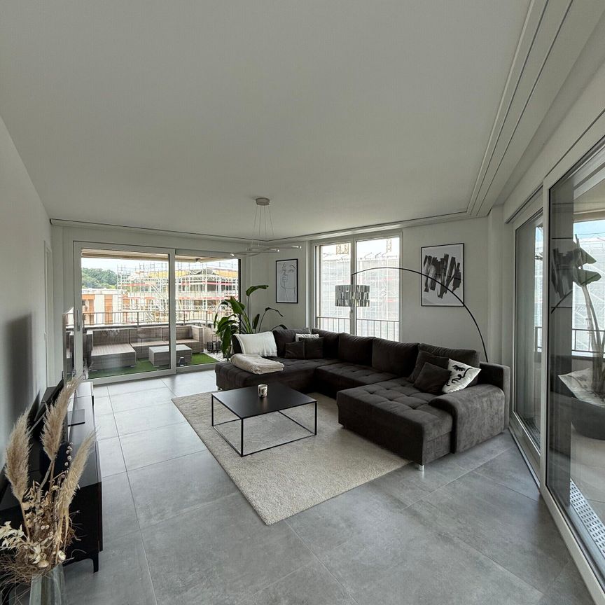 SPACIOUS 3½-ROOM ATTIC - Foto 1