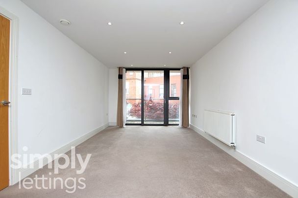 1 Bed property for rent - Photo 1