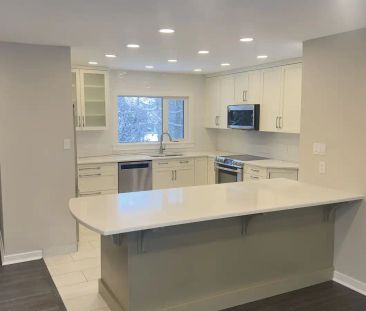 Stunning 4-Bd Corner Home in Wildwood | Near DT & Parks | No Pet Fee — 4 Bedrooms House - Photo 1