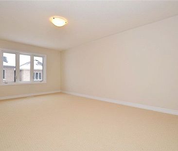 For Lease - 4 Applegate Drive, East Gwillimbury, Ontario - Photo 5