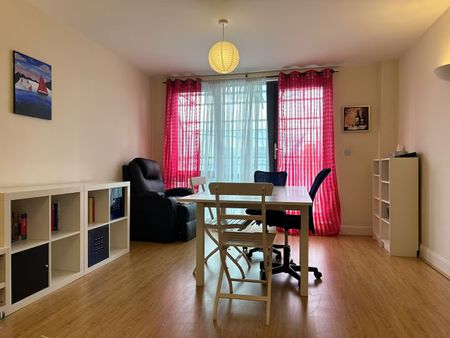 2 Bed Flat, Patrick Court, SE1 - Photo 2