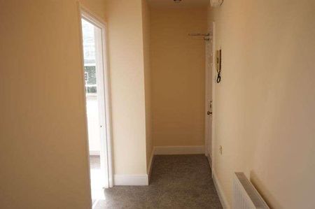 Topsham Road, Exeter, EX2 - Photo 3