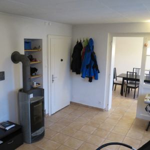 Bel appartement de 3.5 pièces au 1er étage à Renens - Photo 2