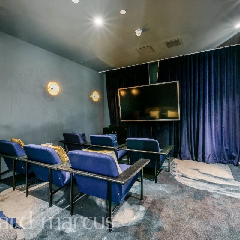 Sutton Court Road, SUTTON - Photo 1