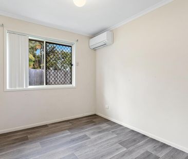 Large Family Home! Located in a Quiet Cul-de-sac! - Photo 5