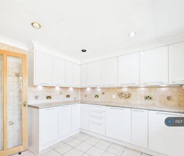 4 bedroom bungalow to rent - Photo 6