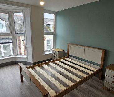 4 bedroom house share to rent - Photo 1