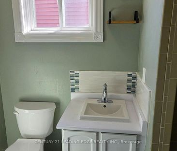 For Lease - 6 Plum Brook Crescent Unit# MAIN & 2ND FLR, Toronto, On... - Photo 2