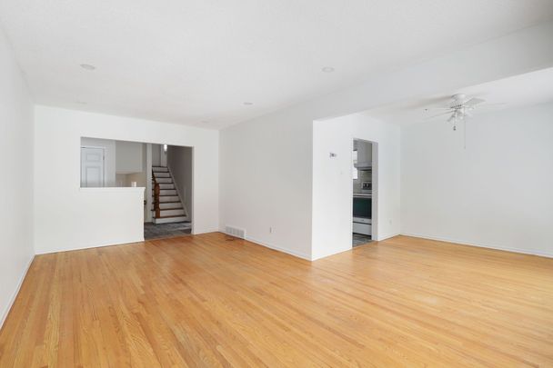 For Lease - 1948 Sharel Drive, Alta Vista and Area, Ontario - Photo 1