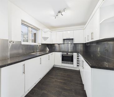 2 bedroom End of terrace house to rent - Photo 1