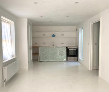 1 Bed Detached House, Holly Terrace, N6 - Photo 4