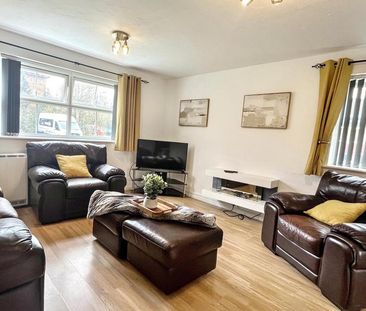 2 bedroom ground floor flat to rent - Photo 1