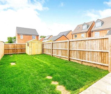 2 bedroom terraced house to rent - Photo 4
