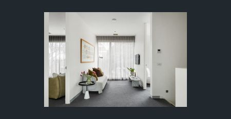 Luxury Low-Maintenance Living in Prime Brighton Location - Photo 4