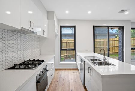 1/5 Crowley Road, Healesville - Photo 3