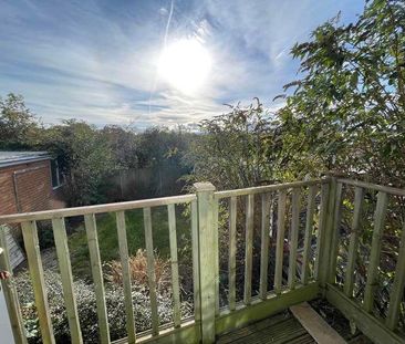 Westville Oval, Harrogate, North Yorkshire, HG1 - Photo 1