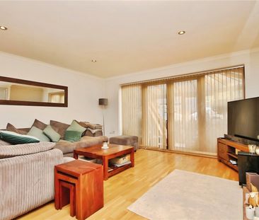Church Street, Staines-upon-Thames, Surrey, TW18 4ZB - Photo 1