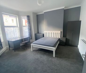 Room in a Shared House, Chester Road, CV1 - Photo 2