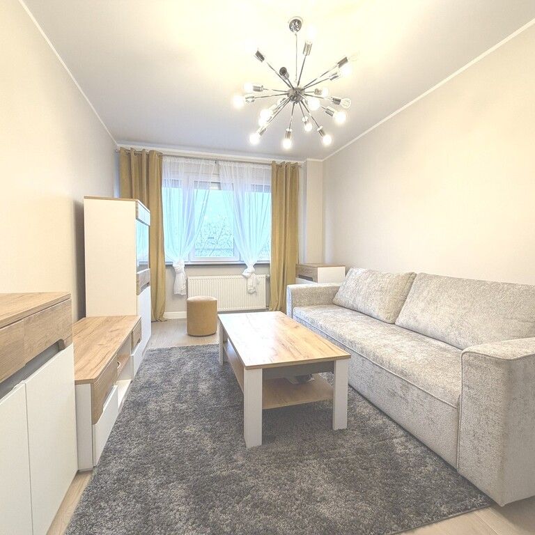 Wynajem | 3 pokoje 57 m² | al. Boh. Warszawy - Photo 1
