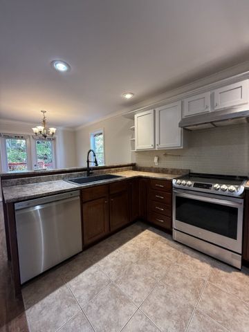 Outrigger Crescent, Halifax 25-128 - Photo 2