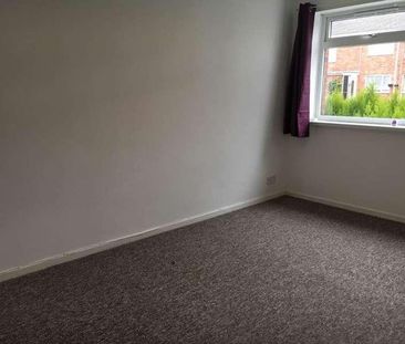 Overton Place, West Bromwich, B71 - Photo 3